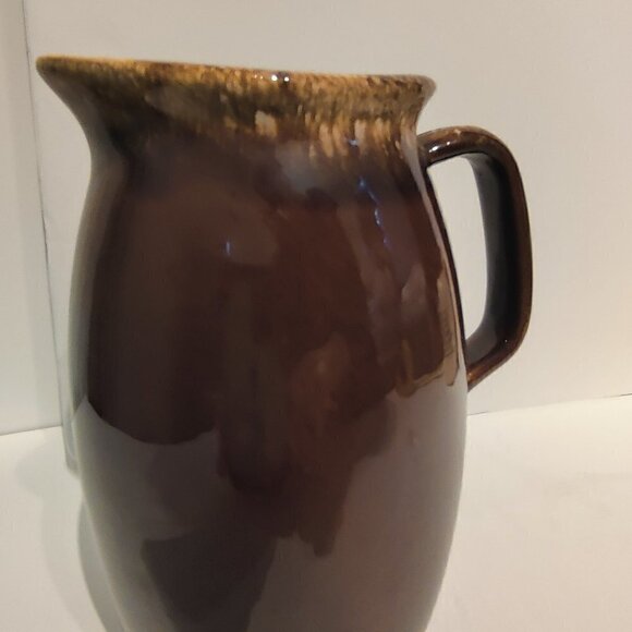 Vintage Hull Pottery Large Pitcher in a Rich Brown Drip Glaze 7" x 5.5" - Picture 5 of 5